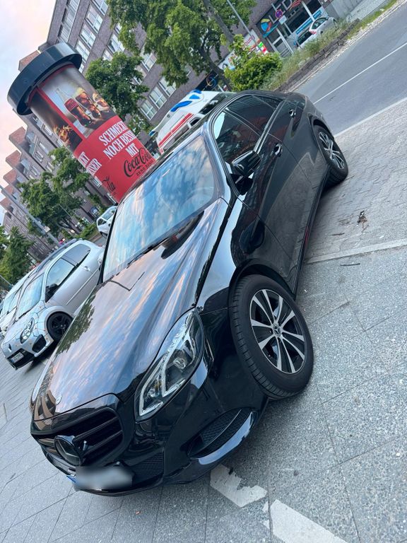 Image of Mercedes-Benz E 350