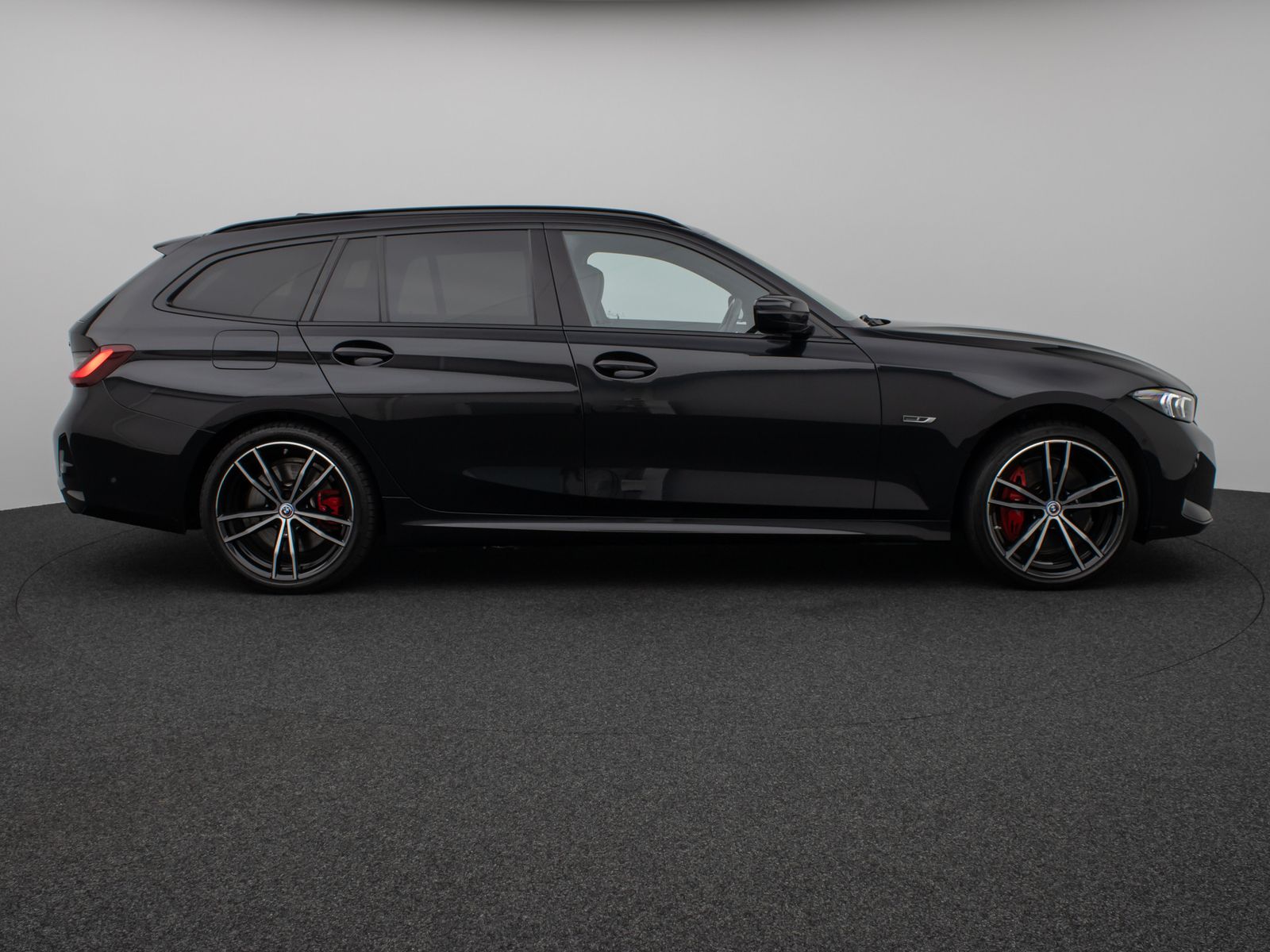 Fahrzeugabbildung BMW 330e xD M Sport Pro Kamera HUD DAB H/K Stop&Go