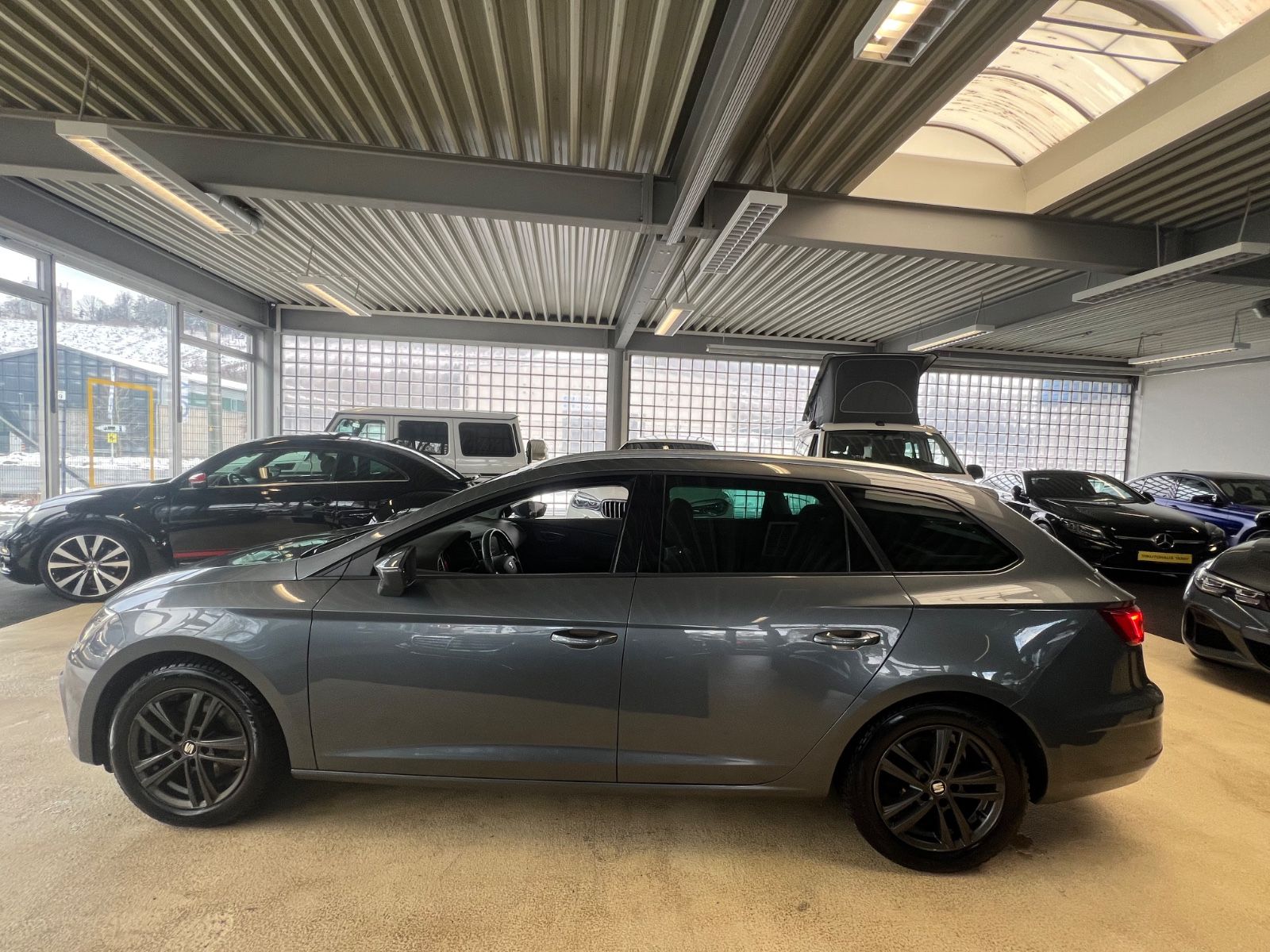 Fahrzeugabbildung SEAT Leon ST 1.8 FR *1.HAND*AMBIENTE-BELEUCHTUNG*