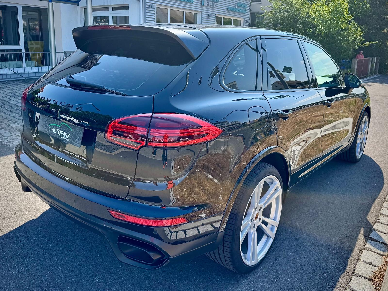 Porsche Cayenne Diesel S/GSD/Memory/4xSHZ/Tempo/Bose/22"