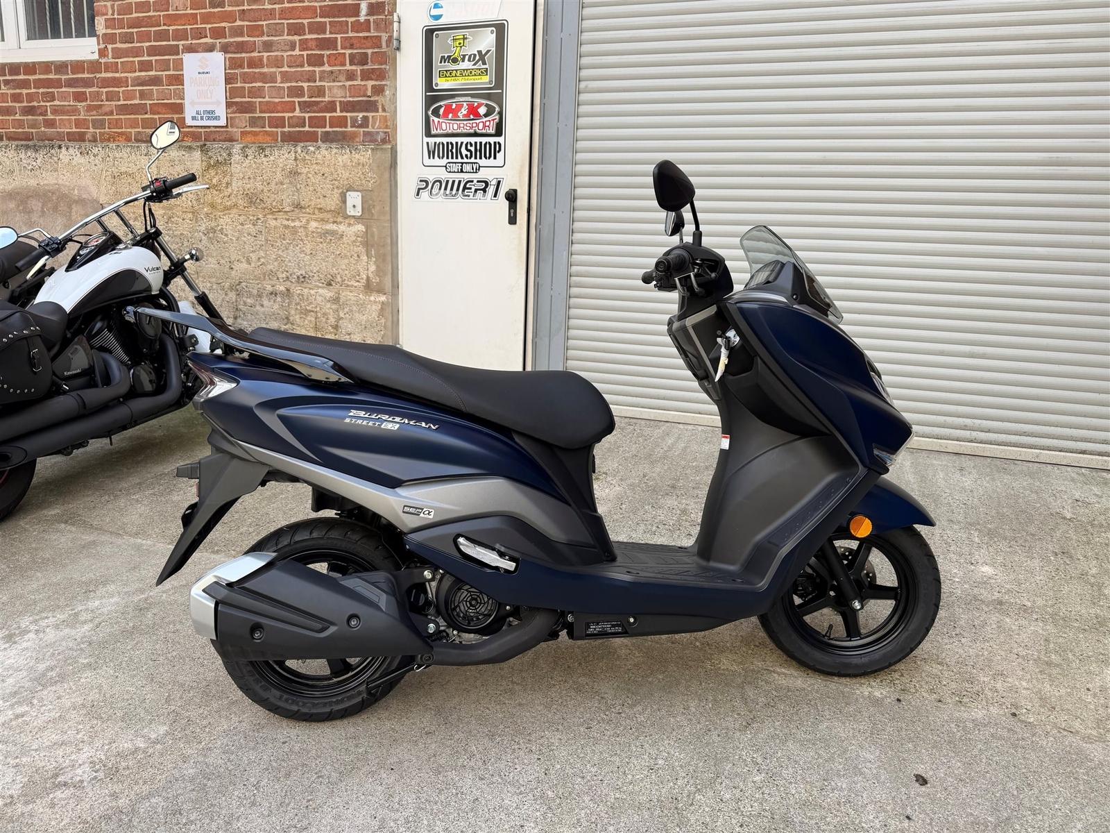 Suzuki Burgman Street 125EX UB