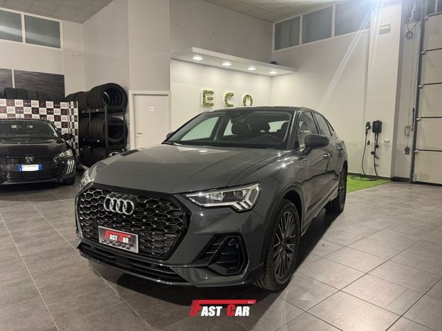 Inne Audi Q3 SPB 45 TFSI e S tronic Identity Black