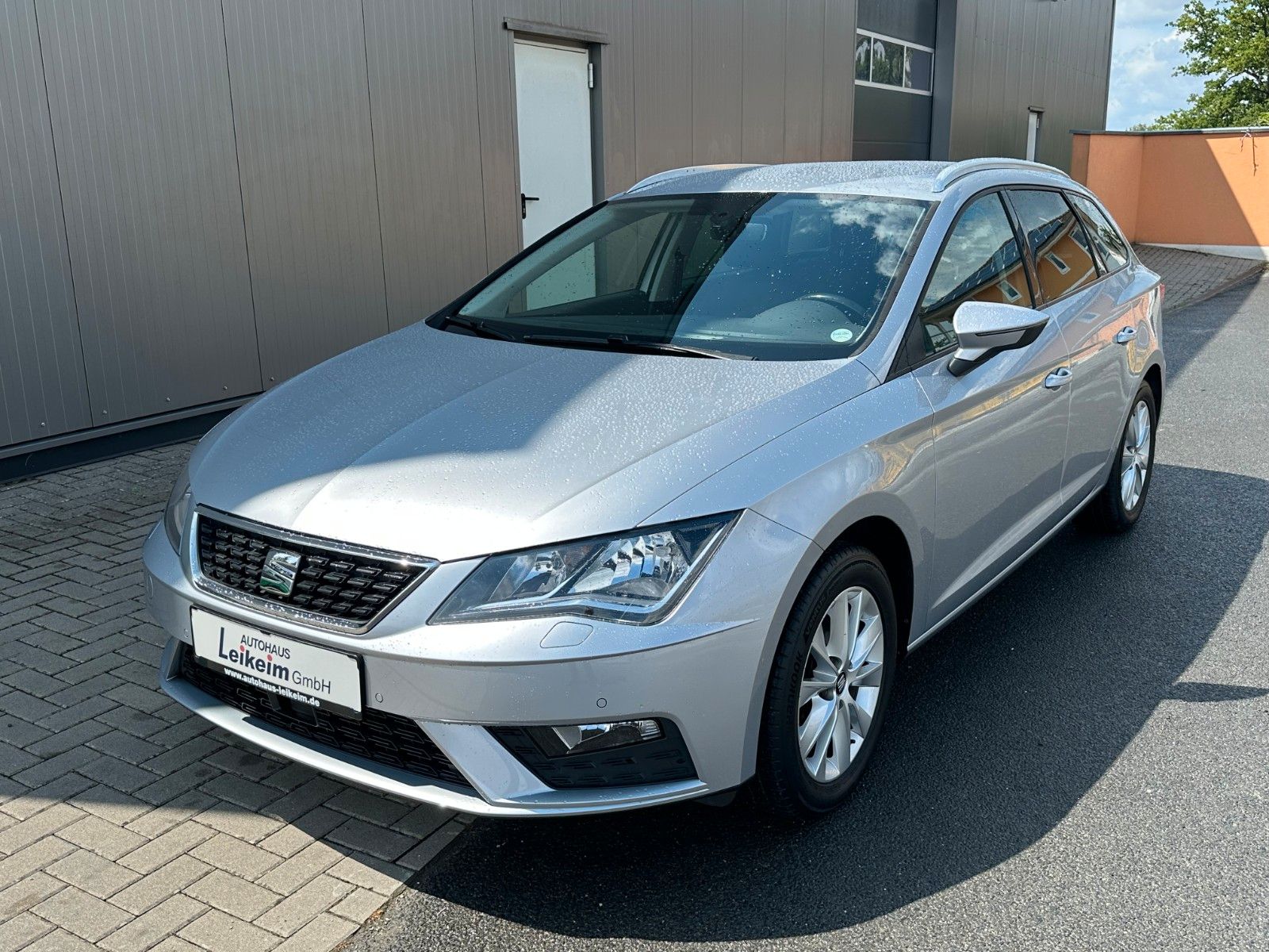 Gebrauchtwagen Seat Leon Leon ST 1,5 TSI Style – NAVI * PDC * SHZ * in Marktzeuln