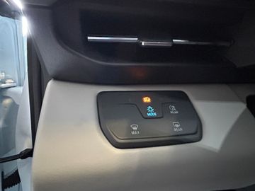Ford Explorer Select RWD