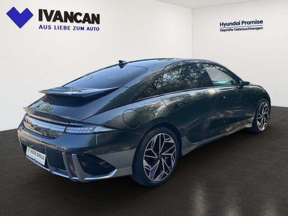 Fahrzeugabbildung Hyundai IONIQ 6 77,4kWh AWD UNIQ digitale Außenspiegel 2