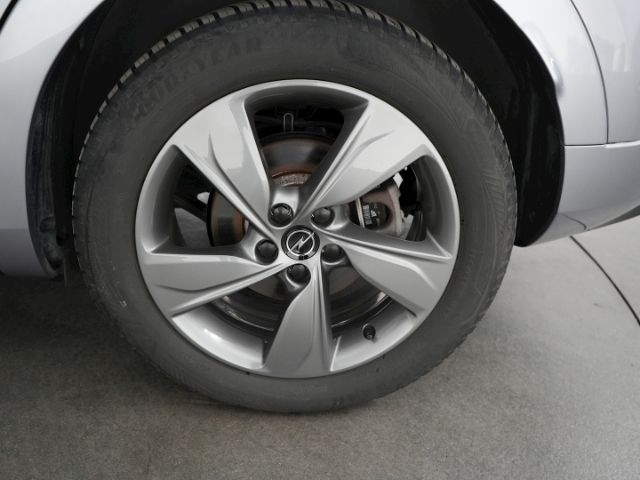 Grandland GSe PHEV 4X4 AT+NAVI+RÜCKFAHRKAMERA+SI