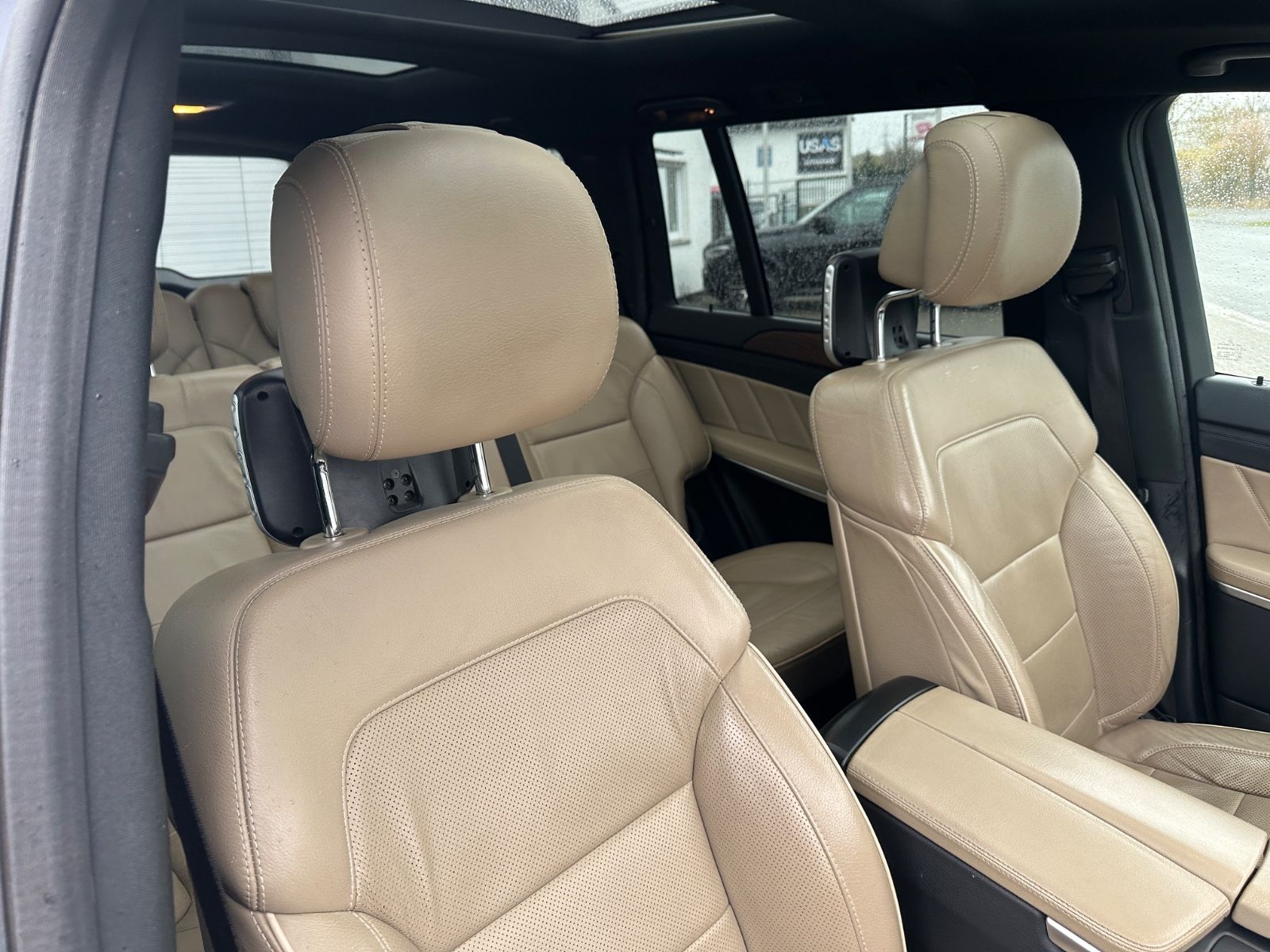 Fahrzeugabbildung Mercedes-Benz GL 500 4Matic AMG/7 Sitze/Navi/ILS/Pano/Kam/AHK