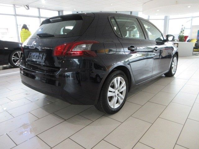 Fahrzeugabbildung Peugeot 308 Active 1.2T NAVI/LED/PDC/ALU/TEMPOMAT