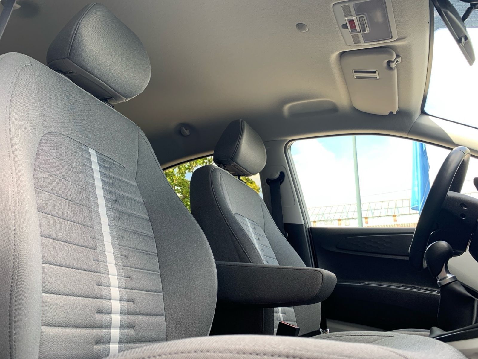 Fahrzeugabbildung Hyundai i10 1.2 Prime Navi Allwetter