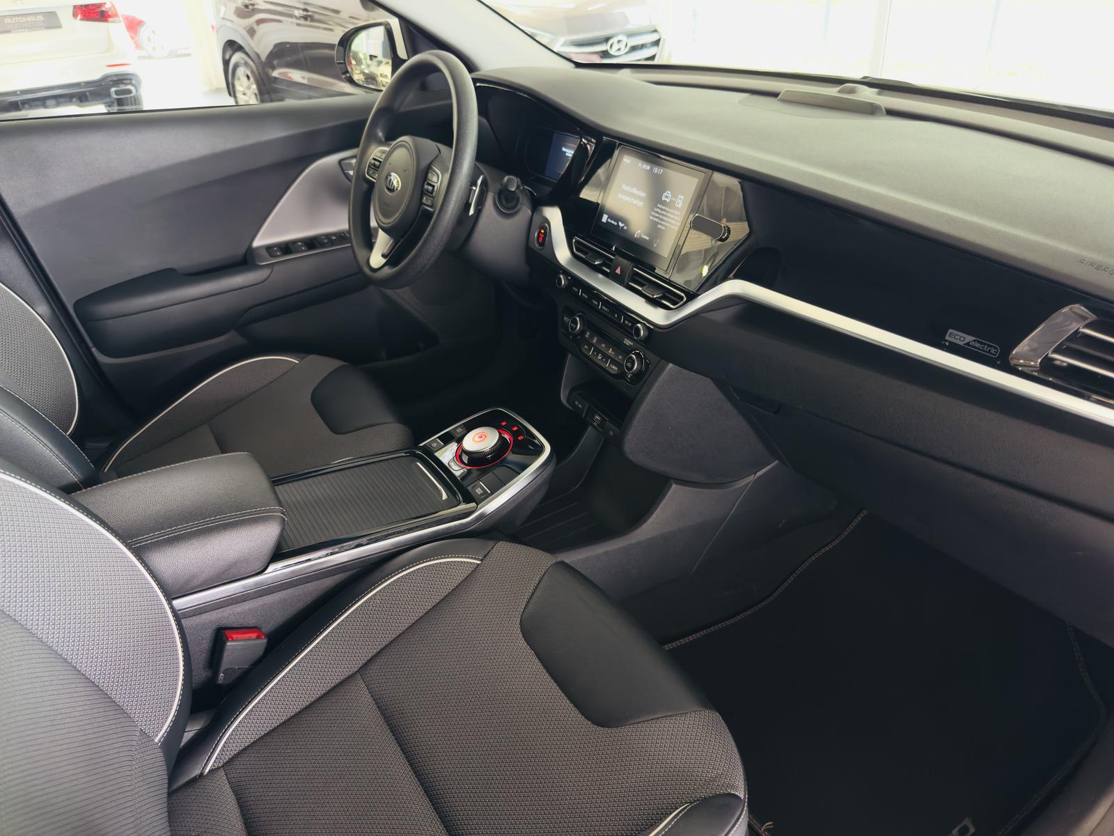 Kia Niro EV E-NIRO RÜCKFAHRKAMERA / DAB / 1. BESITZ
