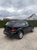 Mercedes-Benz ML 320 CDI*AHK*AMG-Sportpaket* - Mercedes-Benz ML 320 mit Diesel-Antrieb: Geländewagen, Automatik