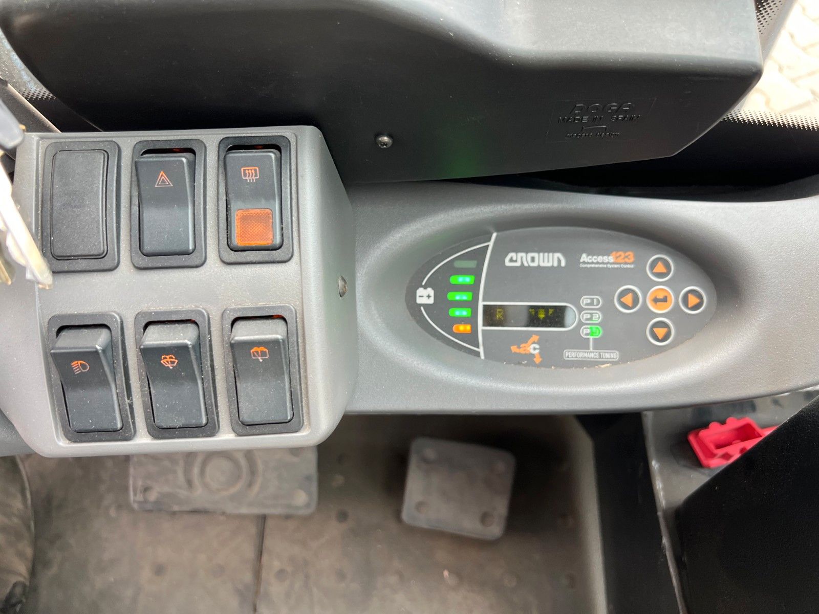 Fahrzeugabbildung Crown SCT6020-1.3 / Triplex 4,3m / 1.227h / 2017