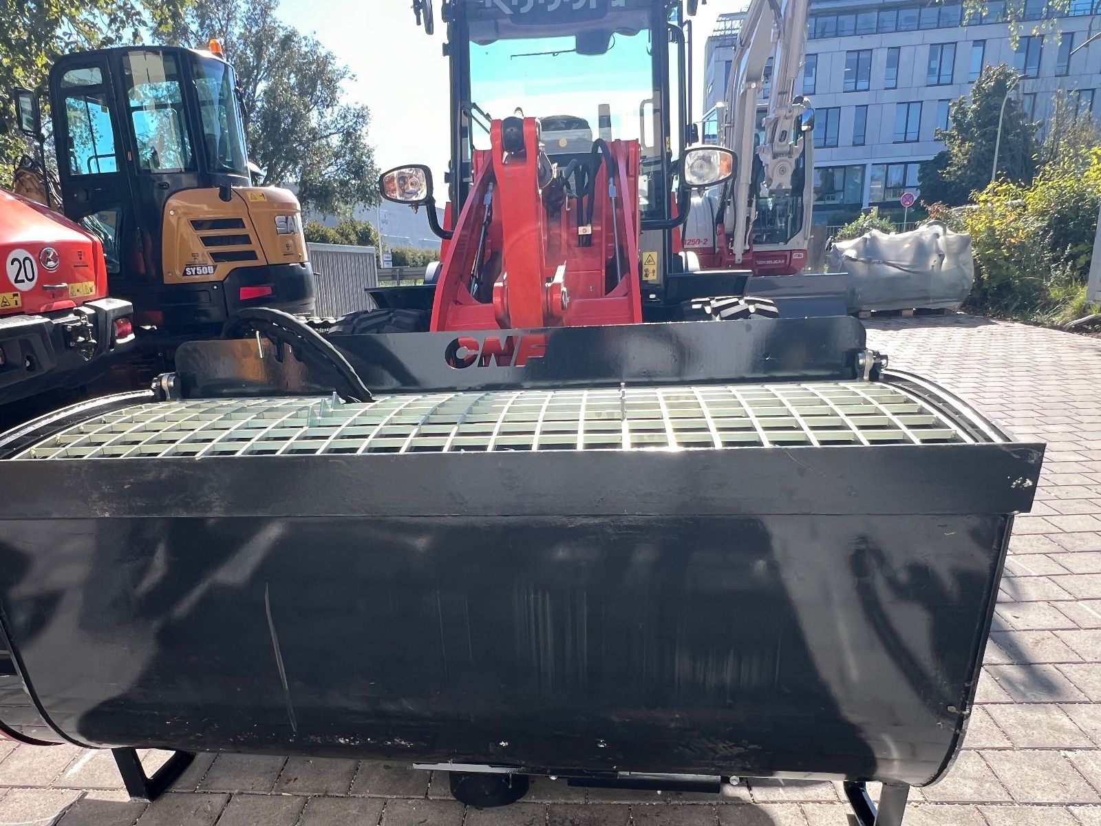 Fahrzeugabbildung CAT Betonmischschaufel CNF 850T f. Volvo,Cat Komatsu