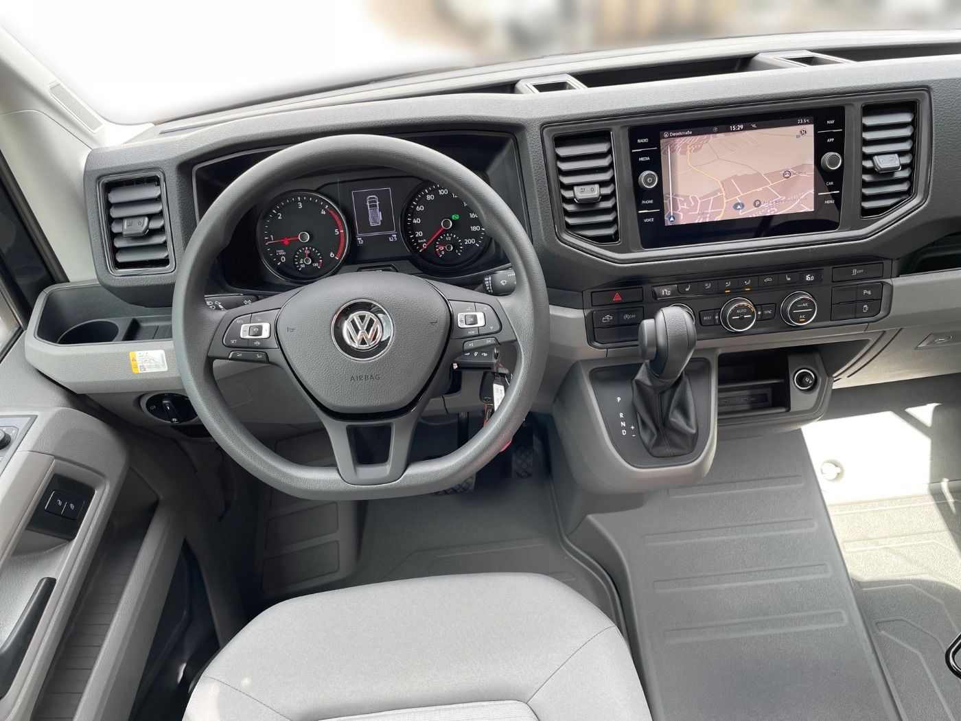 Volkswagen Grand California 600 HOCHBETT LED NAVI SOLAR foto 10