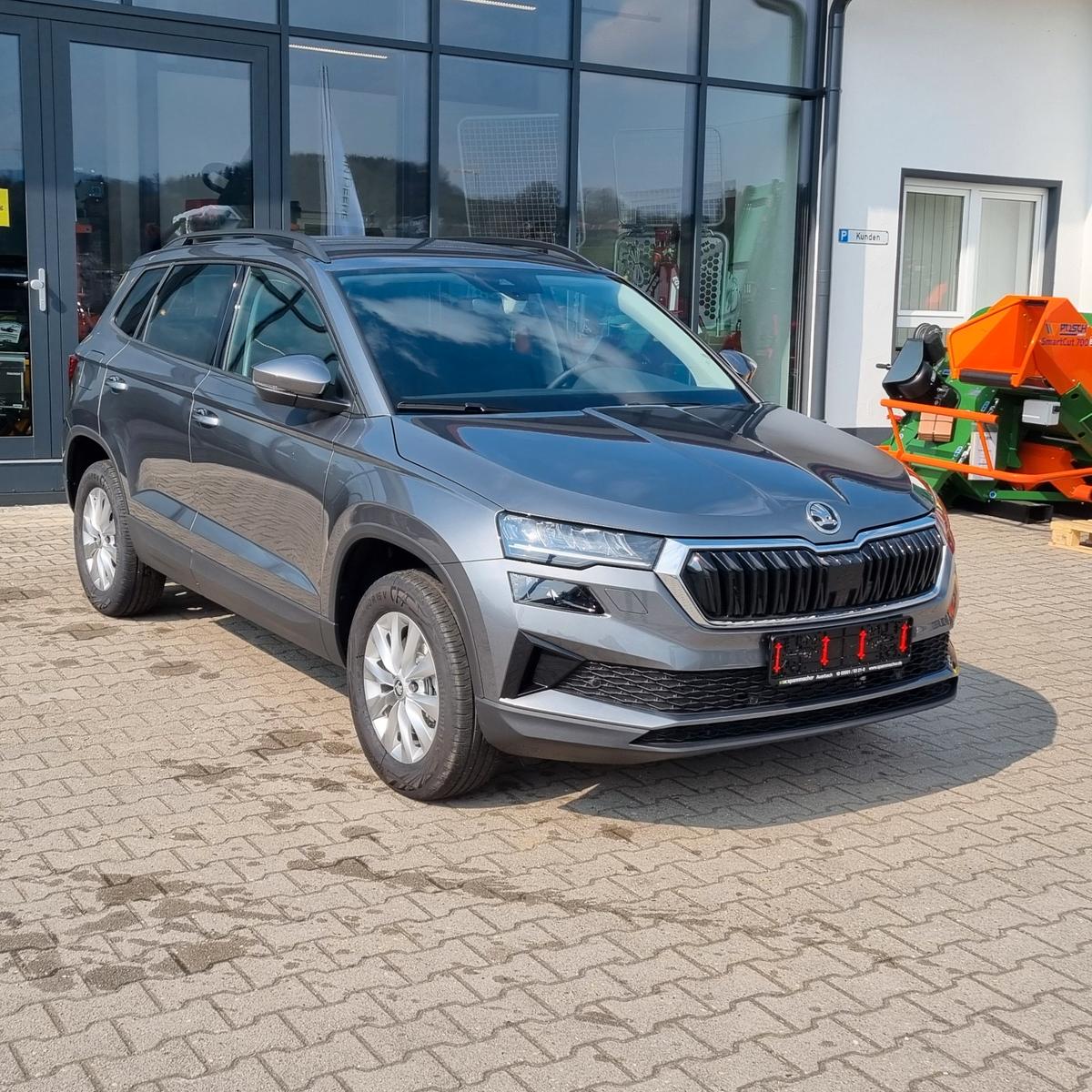 Skoda Karoq Selection /AHK/DSG/KAMERA /5Jahre Garantie