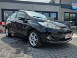 Ford Fiesta 1.6 TDCi DPF Titanium WSS-Heizung SHZ 15" - Ford Fiesta aus 2010: 1.6
