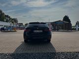 BMW 330i Touring Advantage Automatic Advantage - BMW 330 mit Benzin-Antrieb: Kombi