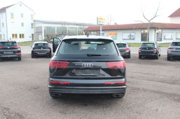Audi Q7 - 6
