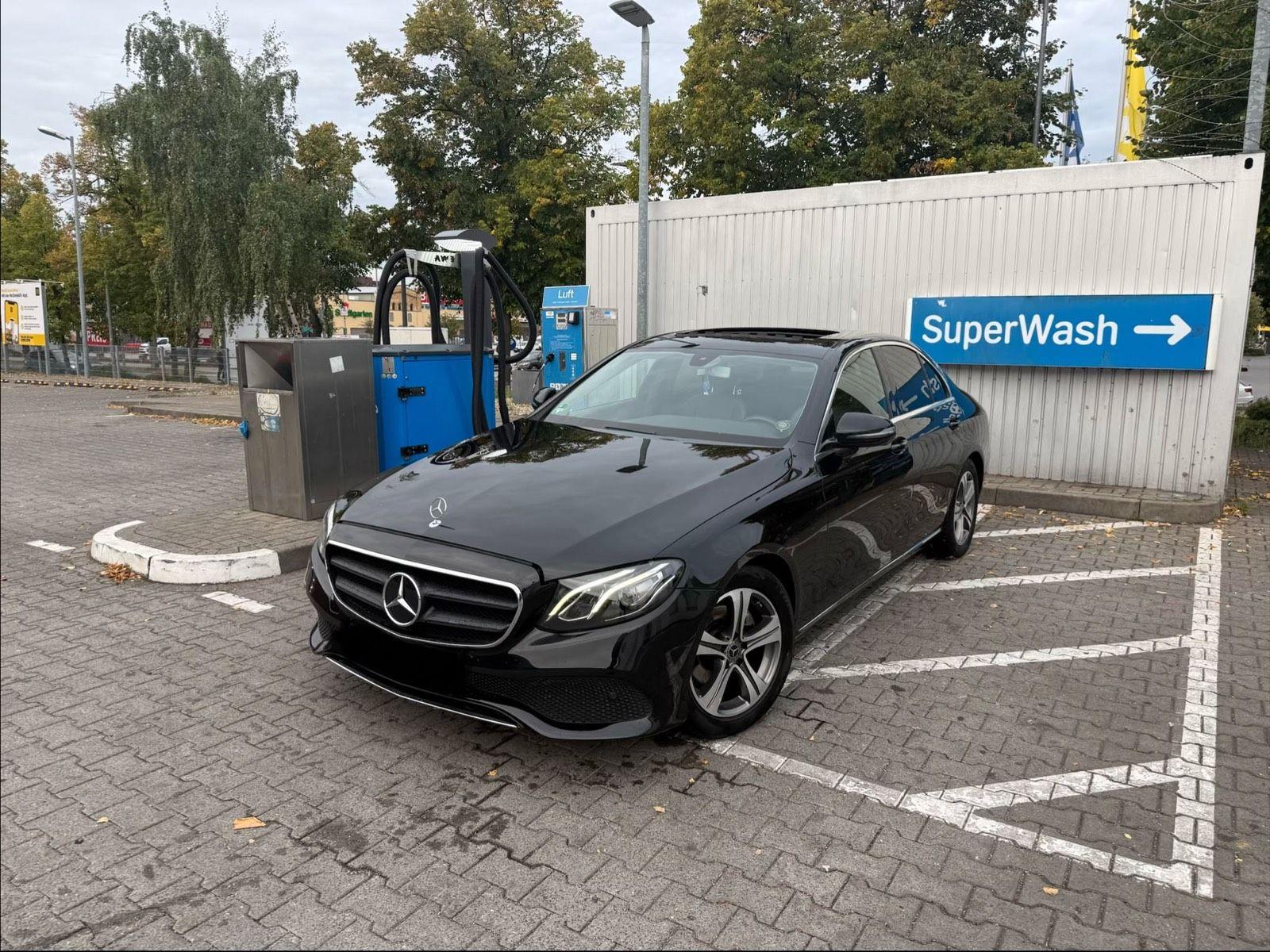 Mercedes-Benz E 200