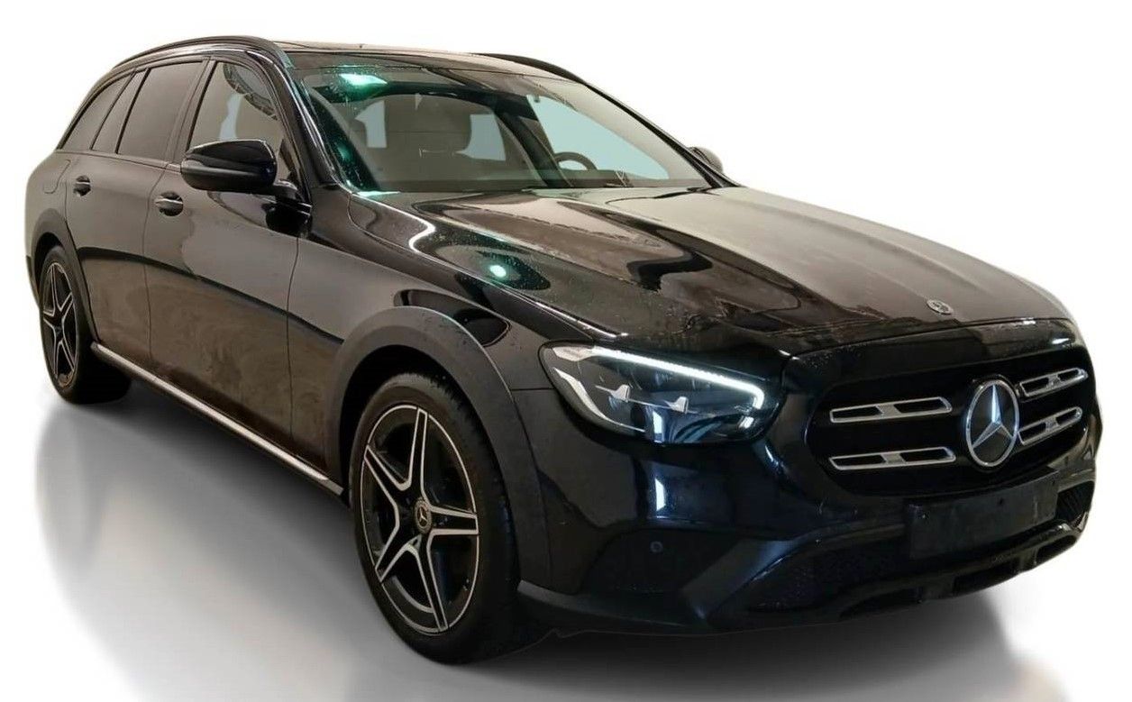 MERCEDES-BENZ E 220 d 4Matic All-Terrain Glasdach Night Paket