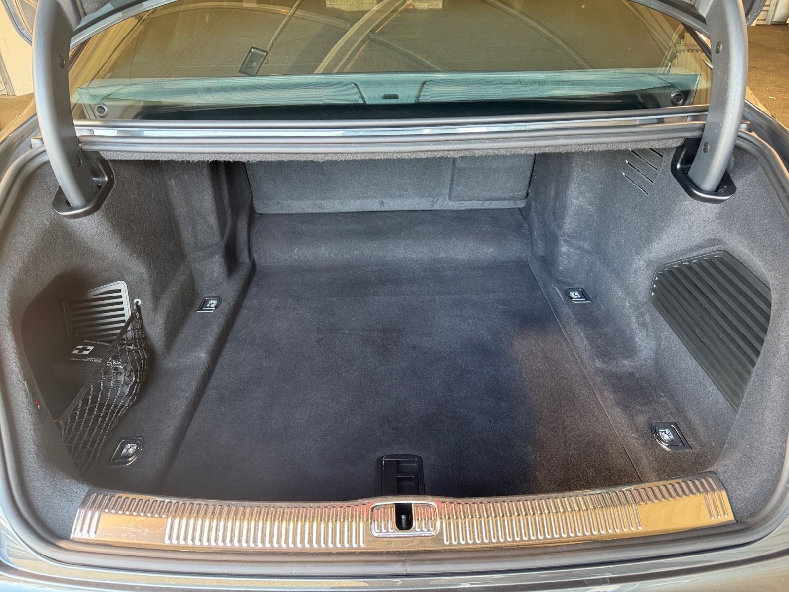 Audi A8 - Bild 10