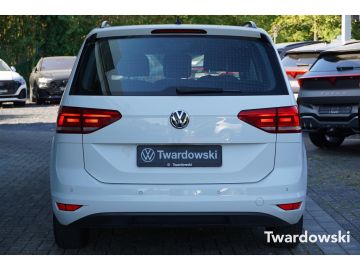 Volkswagen Touran - 5