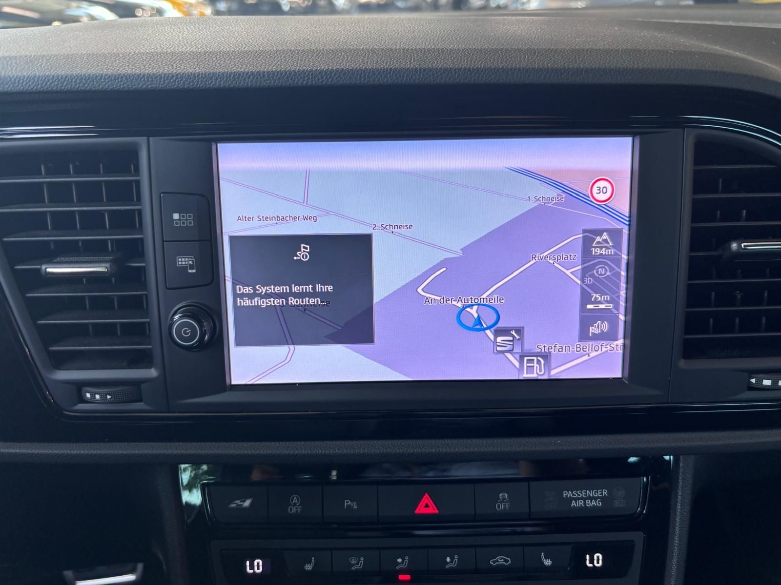 Fahrzeugabbildung SEAT Leon ST Cupra 300 Allrad KLIMA LED NAVI ALU
