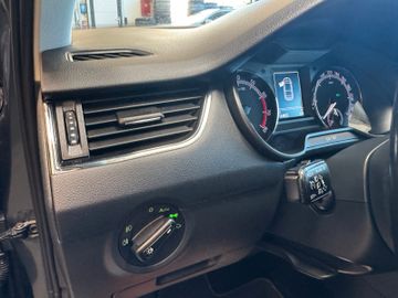 MYAUTOCENTER – Gebraucht- und Jahreswagen mit Werkstattservice in Pfaffenhofen Skoda Octavia *1.HAND*TEMPOM*PDC*2-ZONEN*LED*TÜV-728*