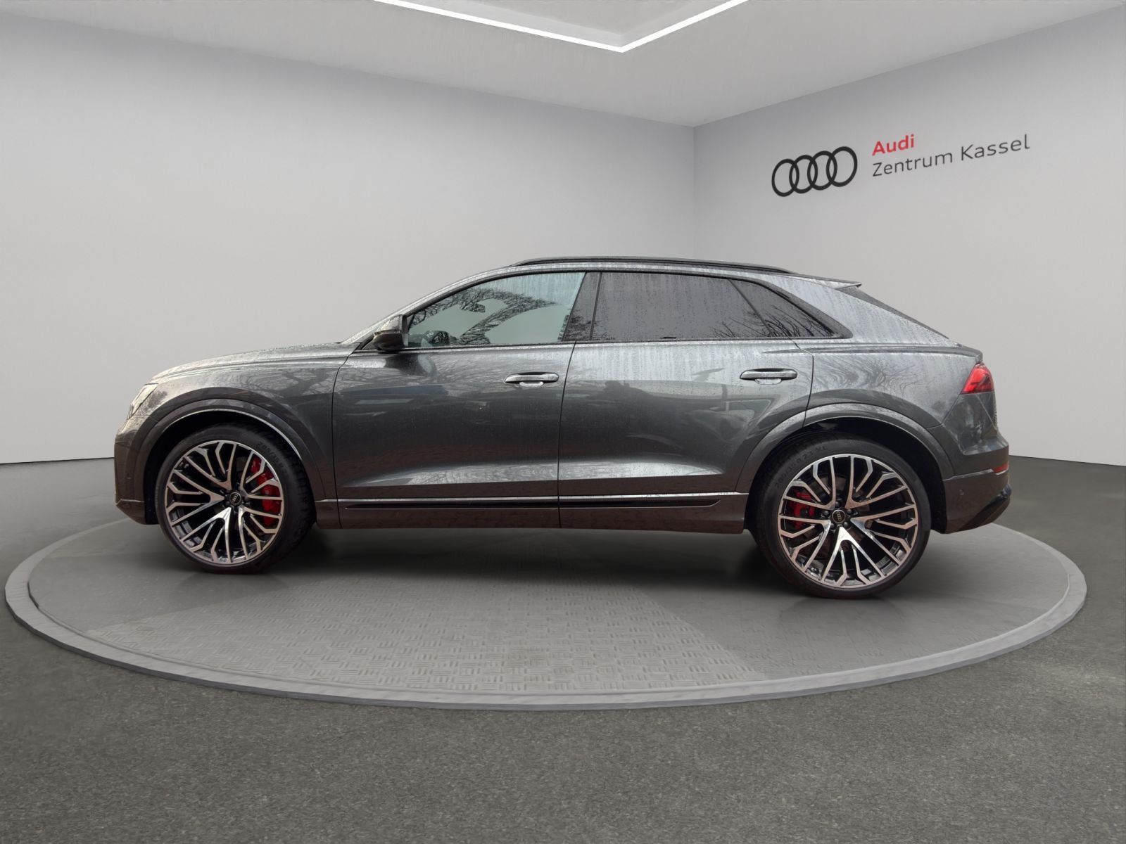 Audi SQ8 - Bild 4