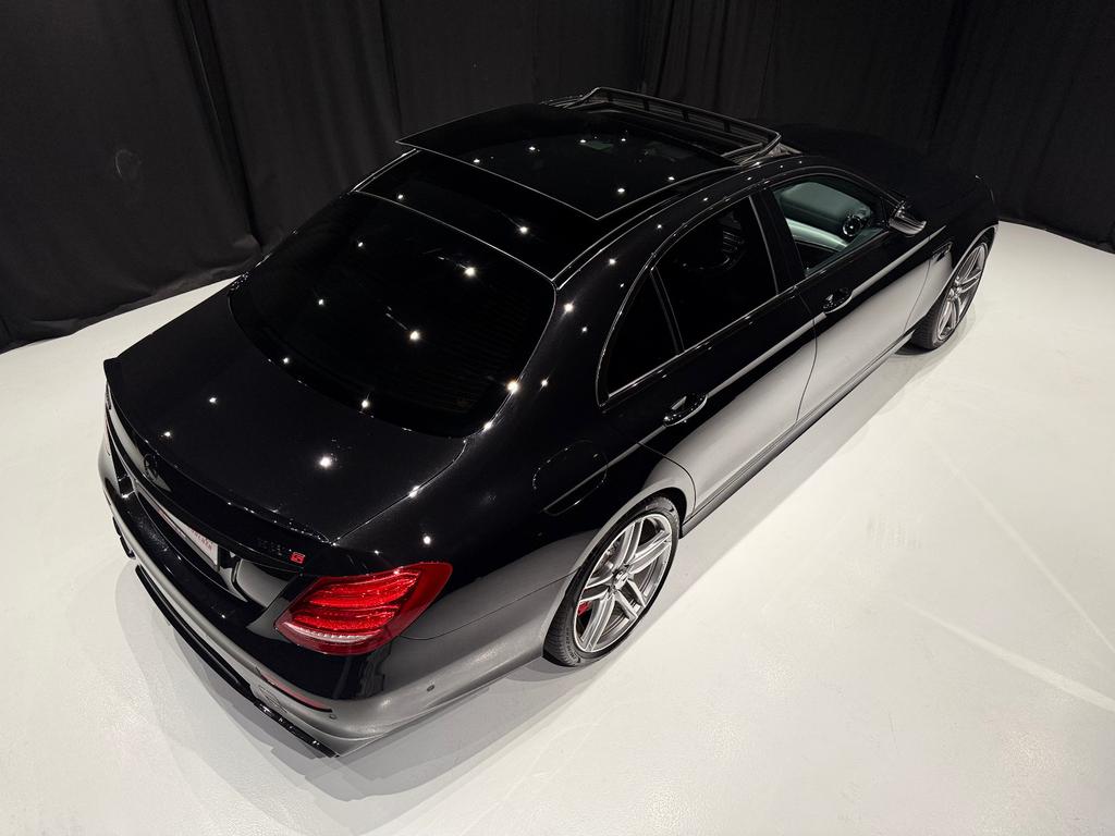 Mercedes-Benz E 63 AMG