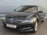 Skoda Superb Combi Style Navi AHK E-Sitze 1.Hand* - gebrauchte Skoda Superb aus dem Jahr 2019