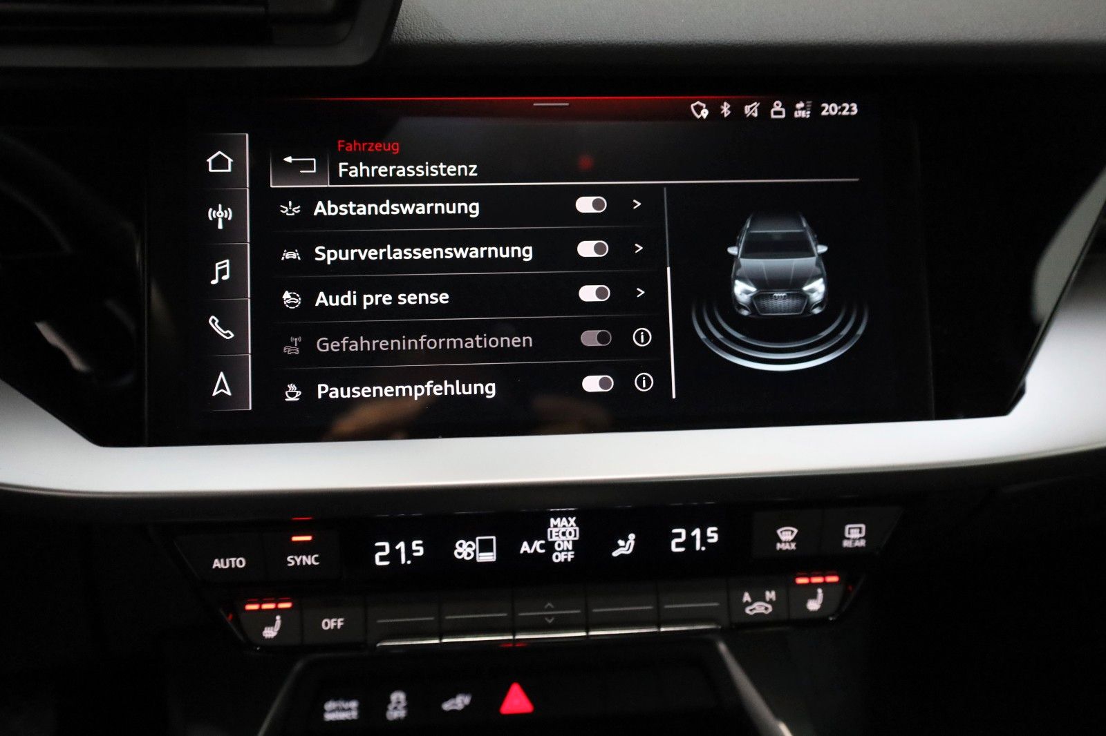 Fahrzeugabbildung Audi A3 40 TFSIe Sportback ACC,LED,CarPlay,SH,PDC