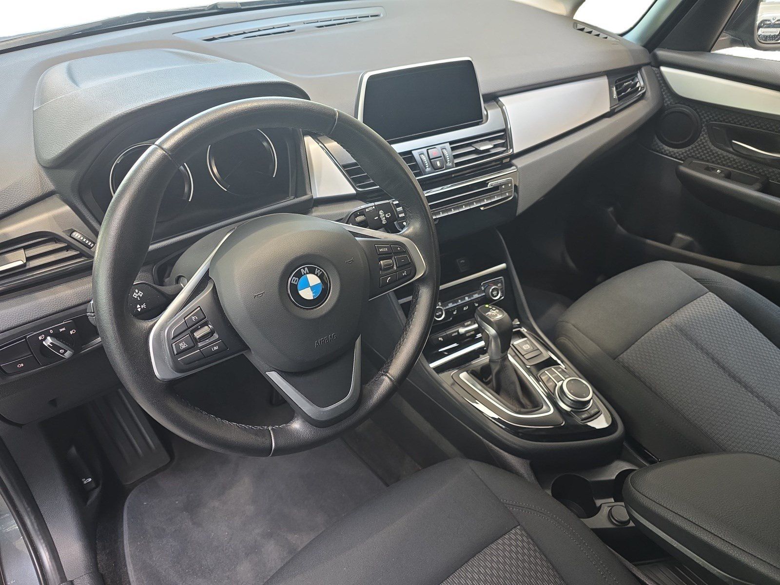 BMW 225 Active Tourer - Bild 9