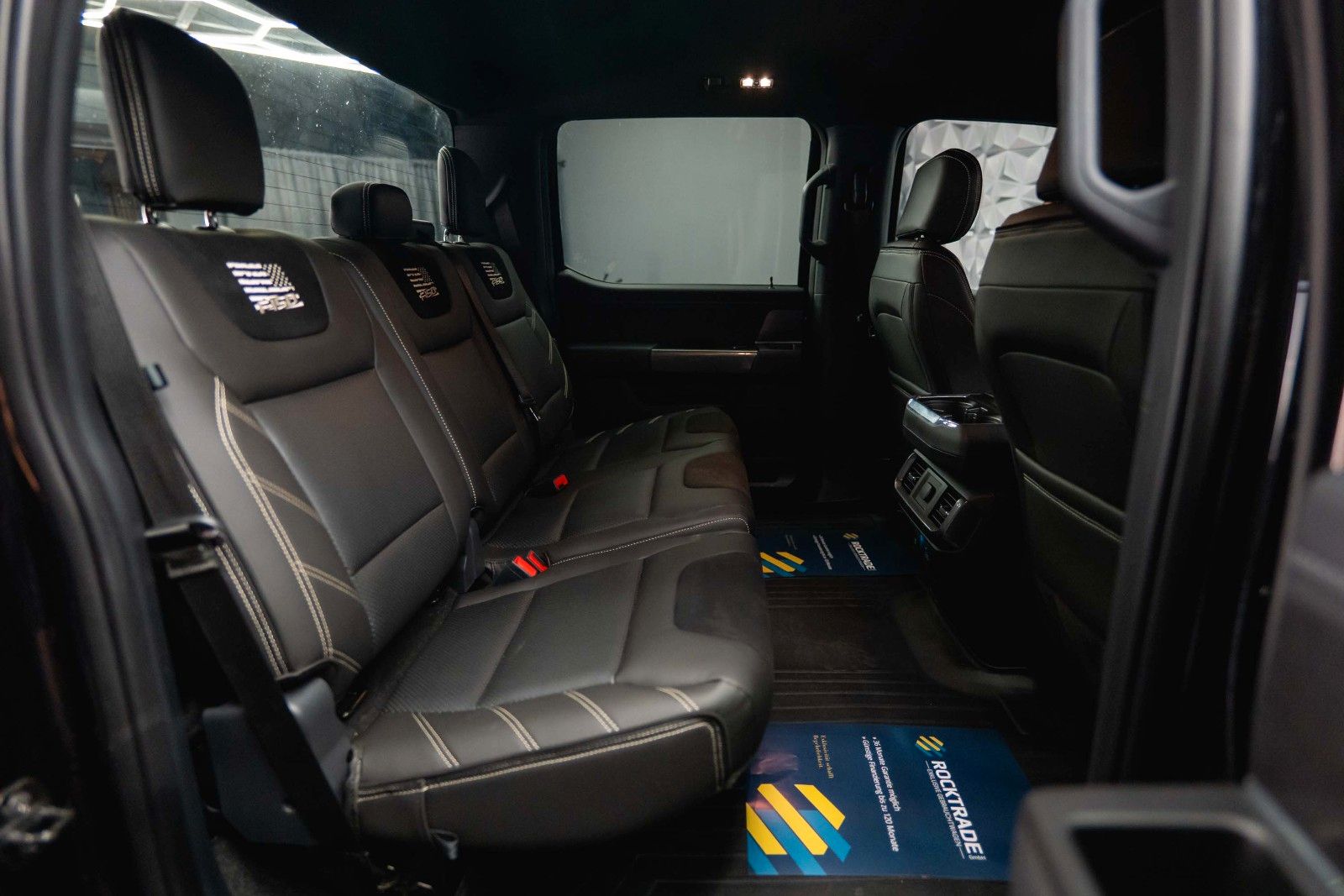 Fahrzeugabbildung Ford F150 3.5 V6 RAPTOR SuperCrew 4x4 Offroad LED 19%