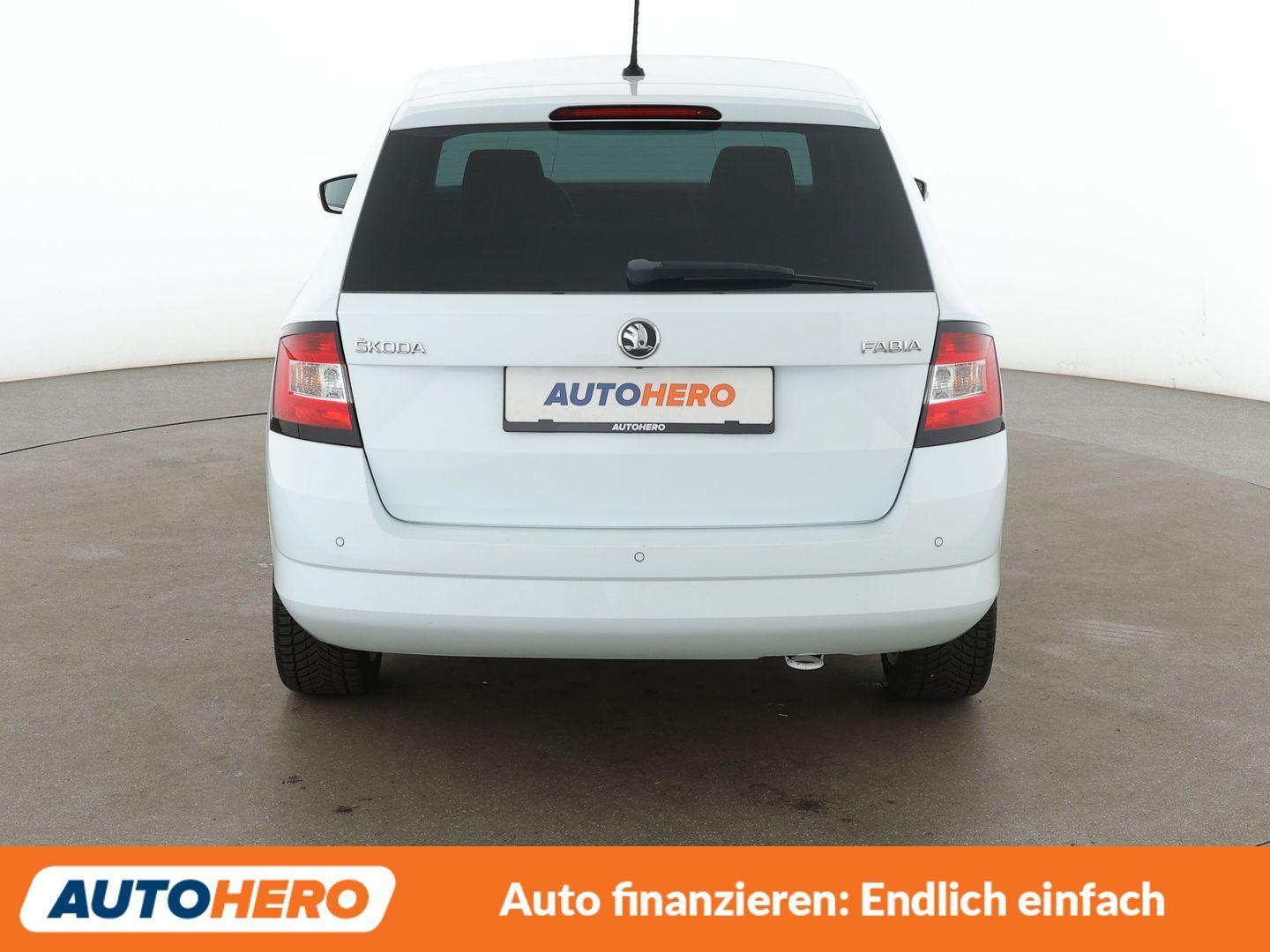 Skoda Fabia 1.2 TSI Joy Aut.*TEMPO*PDC*SHZ*ALU*KLIMA*