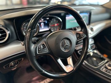 MYAUTOCENTER – Gebraucht- und Jahreswagen mit Werkstattservice in Pfaffenhofen Mercedes-Benz E 220 *TÜV:228*ACC*NAV*2-Zonen*LED*