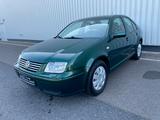 Volkswagen Bora 1.6 Klima PDC Zahnriemen+TÜV+Service NEU - Volkswagen Bora: 1.6