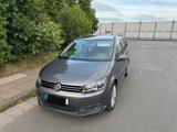 Volkswagen VW Touran 2.0 TDI 140 PS Automatik  7-Sitze - Volkswagen Touran 140 ps mit Diesel-Antrieb