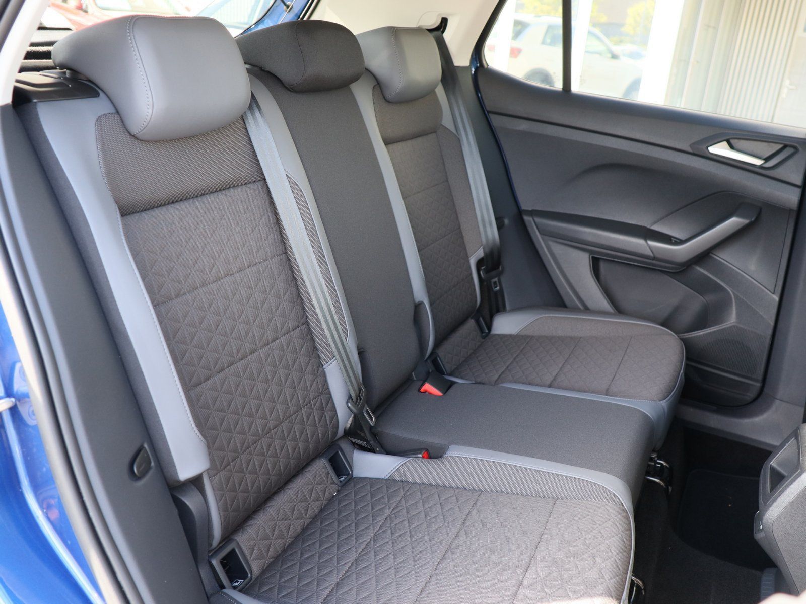 Volkswagen T-Cross 1.5 TSI Style ACC LED Navi App-Connect foto 4