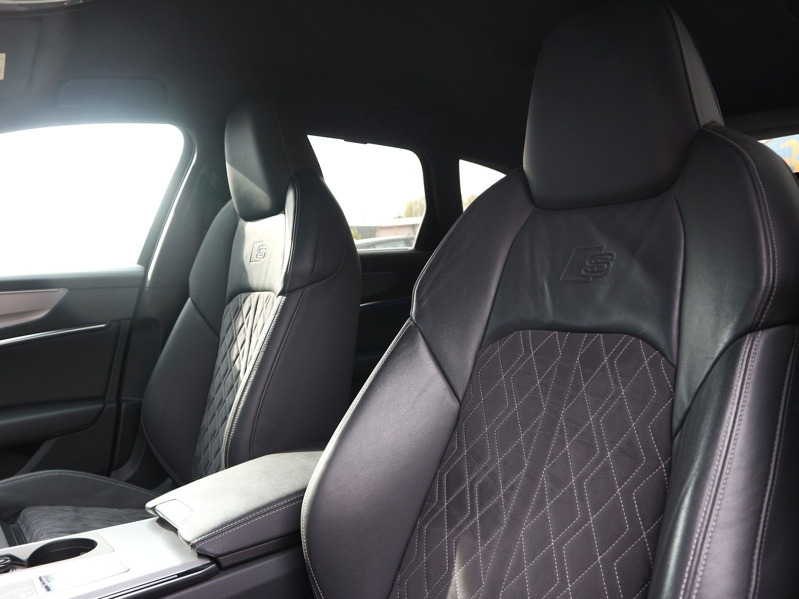 Audi S6 - Bild 9
