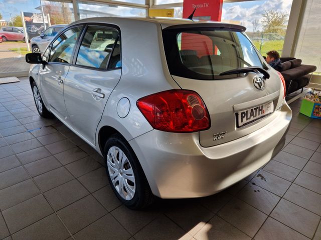 Toyota Auris Sol Silber Auto