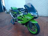 Kawasaki ZX-6R  - KAWASAKI 2001 ZX6R