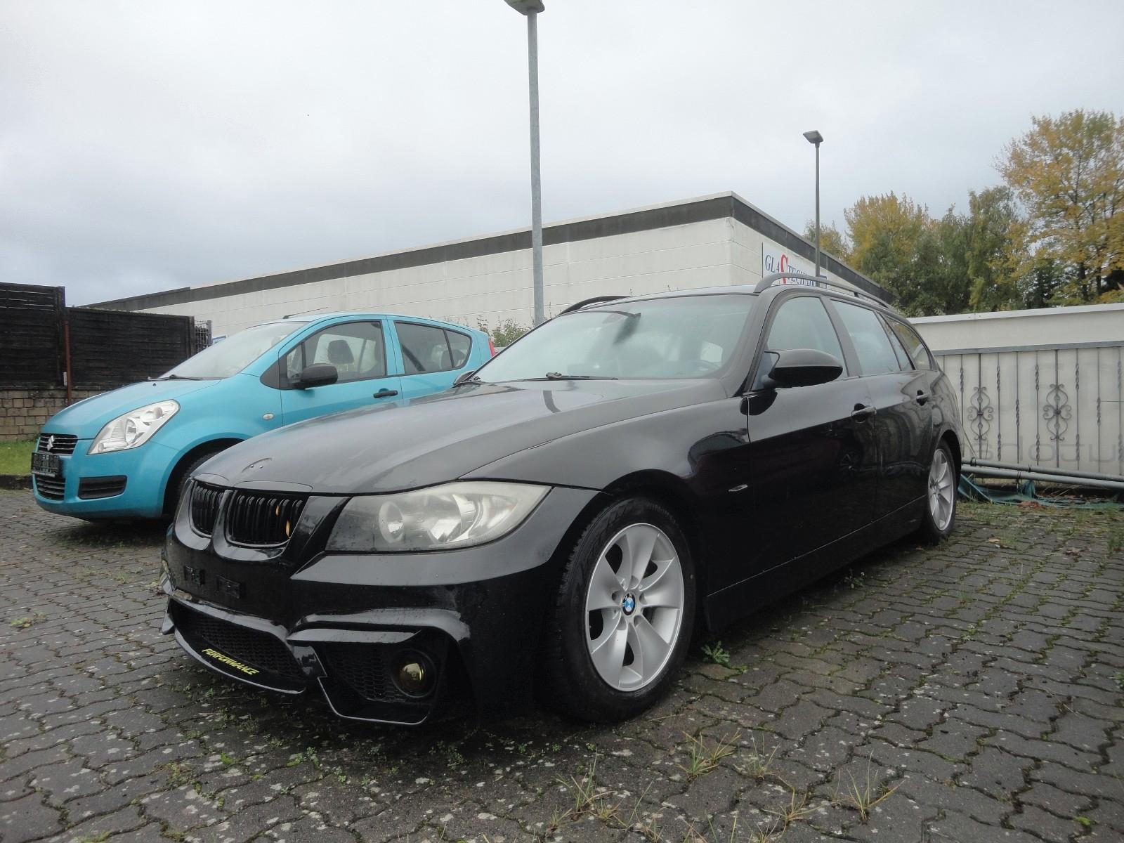 BMW 320 2006 — вигляд ззаду