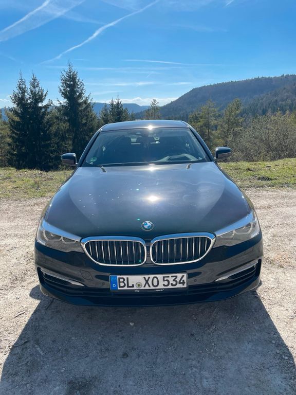 Image of BMW 530