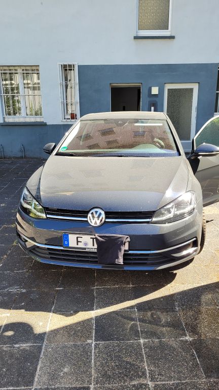 Image of Volkswagen Golf