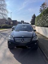 Mercedes-Benz ML 320 CDI 4MATIC - - Mercedes-Benz ML 320 in Oberhausen