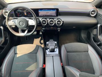 Bild 14 Mercedes-Benz CLA 200 Shooting Brake AMG Automatik MBUX