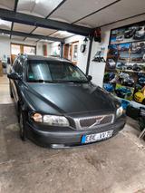Volvo V70 II 2.4T Premium TÜV NEU - gebrauchte Volvo V70 aus dem Jahr 2003