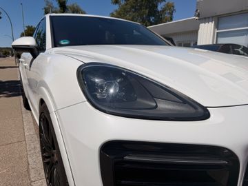 Porsche Cayenne - 10