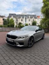 BMW M5 Competition xDrive A M5 Competition - BMW M5: Competition